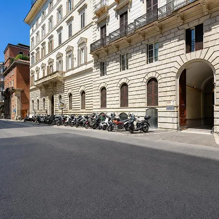 Appartement Trevi Iconic View - Luxury Penthouse Rooftop Rome