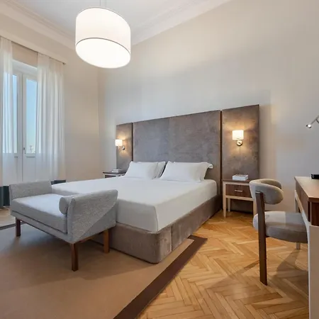 Trevi Iconic View - Luxury Penthouse Rooftop Apartament